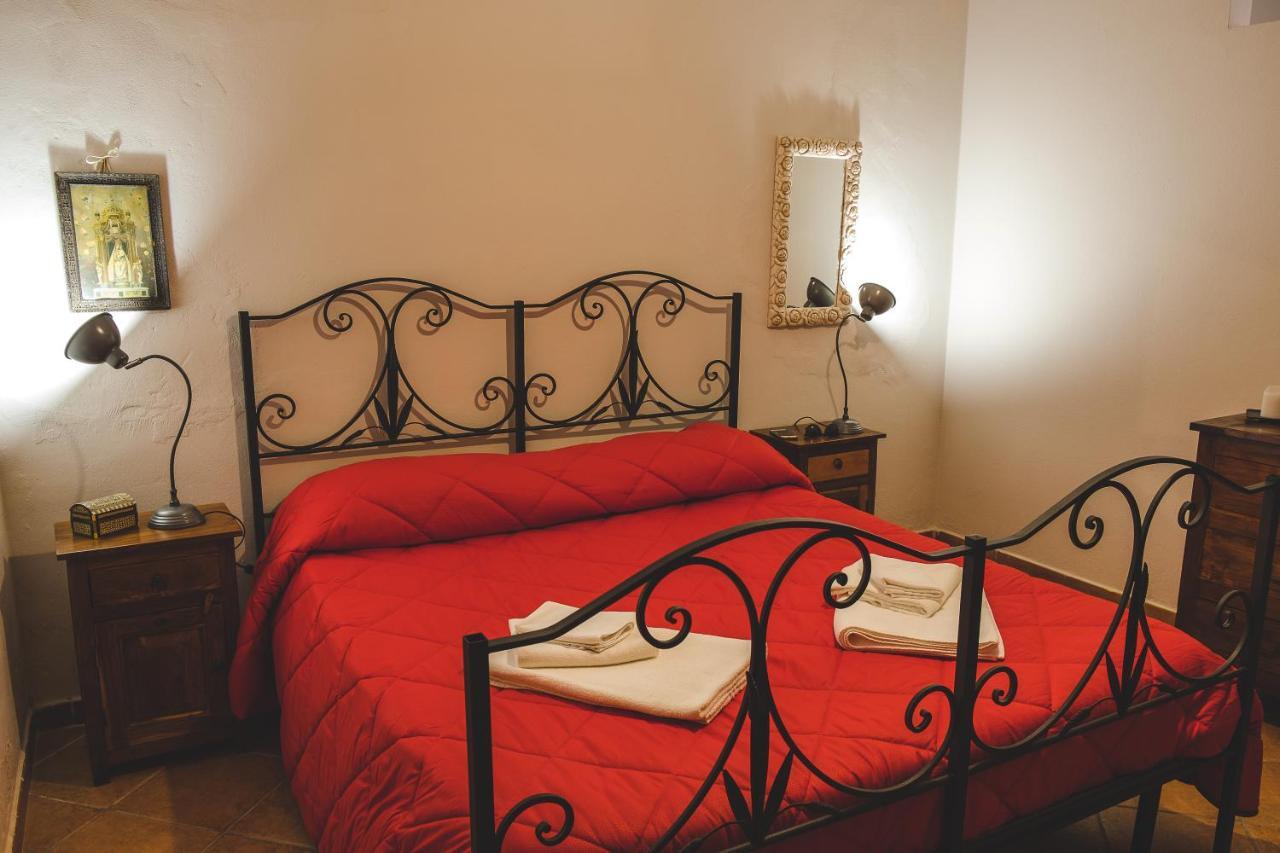 Rocher House Cefalu Apartment Bagian luar foto